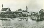 Nieuwkoop 1967; Plasgezicht (en gezicht op twee kerken)., Verzamelen, Ansichtkaarten | Nederland, Verzenden, 1960 tot 1980, Gelopen