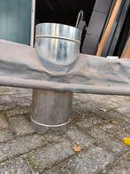 Dakdoorvoer nok t.b.v schoorsteen., Doe-het-zelf en Verbouw, Buizen en Afvoer, Afvoer, Gebruikt, 60 tot 80 mm, Ophalen of Verzenden