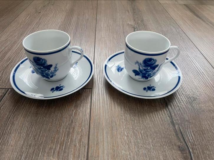 Porseleinen kop en schotel DE Winterling Röslau Bavaria, Antiek en Kunst, Antiek | Servies los, Ophalen of Verzenden
