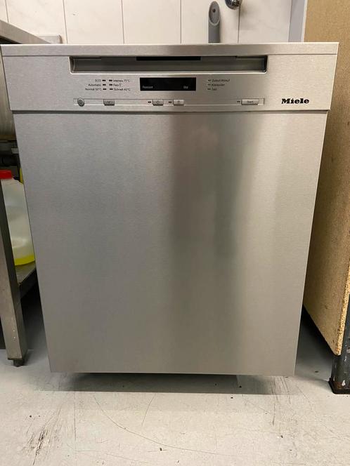 Miele inbouw vaatwasser RVS uitvoering., Witgoed en Apparatuur, Vaatwasmachines, Zo goed als nieuw, Inbouw, Minder dan 85 cm, 45 tot 60 cm
