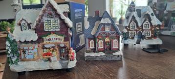 kerstdorp 3 huisjes verlicht beschikbaar voor biedingen