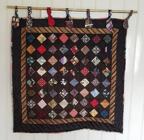 D048 Quilt van stropdassen, br 91 hoog 99 cm, Huis en Inrichting, Woonaccessoires | Wanddecoraties, Gebruikt, Ophalen of Verzenden