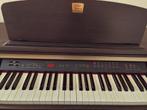 Yamaha Clavinova digitale piano, Muziek en Instrumenten, Piano's, Gebruikt, Bruin, Digitaal, Ophalen of Verzenden