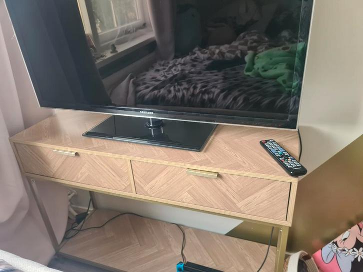 Sweek Sidetable - Nieuw in Doos!, Huis en Inrichting, Tafels | Sidetables, Nieuw, Minder dan 25 cm, 100 tot 150 cm, Rechthoekig