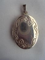 zilveren medaillon, Gebruikt, Overige voorstellingen, Ophalen of Verzenden, Zilver