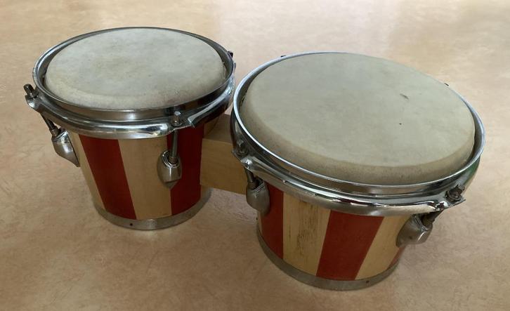 Bongoset Fame DB-105 7" en 8" met stembare vellen, Muziek en Instrumenten, Percussie, Zo goed als nieuw, Trommel, Ophalen of Verzenden