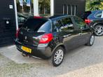 Renault Clio 1.6-16V Dynamique Airco/Audio/Pano/Trekhaak, Voorwielaandrijving, Gebruikt, Zwart, 4 cilinders