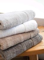 Gevraagd gratis textiel handdoeken, beddengoed ect, Verzenden, Nieuw, Handdoek