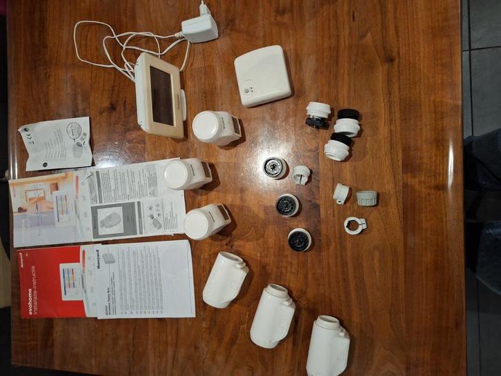 Complete set Honeywell Evohome, Doe-het-zelf en Verbouw, Thermostaten, Zo goed als nieuw, Ophalen of Verzenden