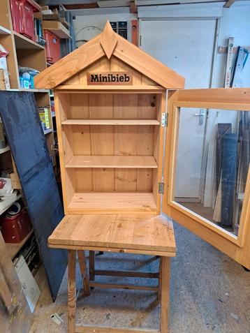 Minibieb beschikbaar voor biedingen