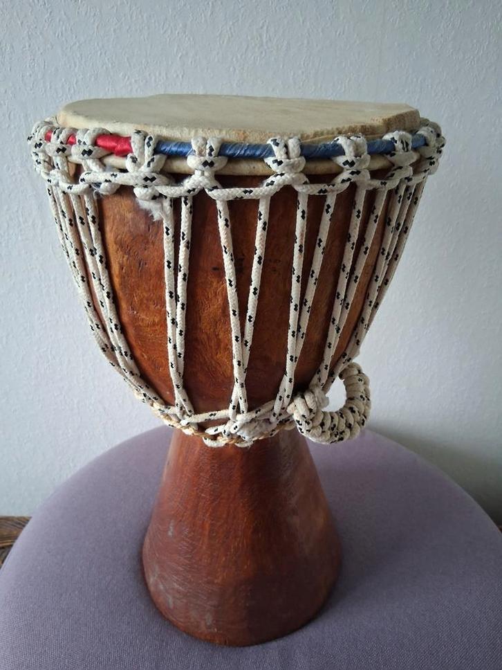 Afrikaanse Djembé - African drum - 38 cm, Muziek en Instrumenten, Percussie, Zo goed als nieuw, Trommel, Ophalen