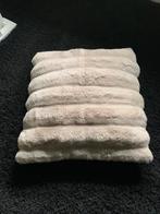 Mooi groot woonkussen vaste prijs, Ophalen of Verzenden, Zo goed als nieuw, Wit