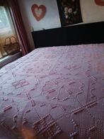 Prachtige  gehaakte sprei, Huis en Inrichting, Slaapkamer | Beddengoed, Ophalen of Verzenden, Zo goed als nieuw, Tweepersoons
