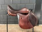 Equiline springzadel en Vivary dresssuur zadel, Dieren en Toebehoren, Ophalen, Springen