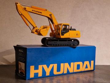 Hyundai Rolax 290LC-3 Schaalmodel beschikbaar voor biedingen