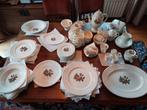 Wedgwood servies Moss Rose, zeer compleet en in goede staat, Antiek en Kunst, Antiek | Servies compleet, Ophalen