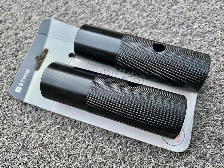 BTWIN BMX-pegs 100 Voetsteunen Staal, Fietsen en Brommers, Fietsen | Crossfietsen en BMX, Zo goed als nieuw, Staal, Voetsteunen