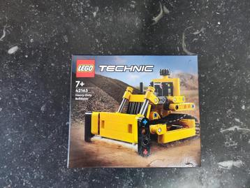 Lego technic 42163 bulldozer nieuw in doos beschikbaar voor biedingen