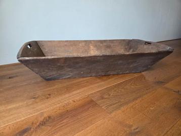 Grote oude brocante trog / voederbak / bak beschikbaar voor biedingen