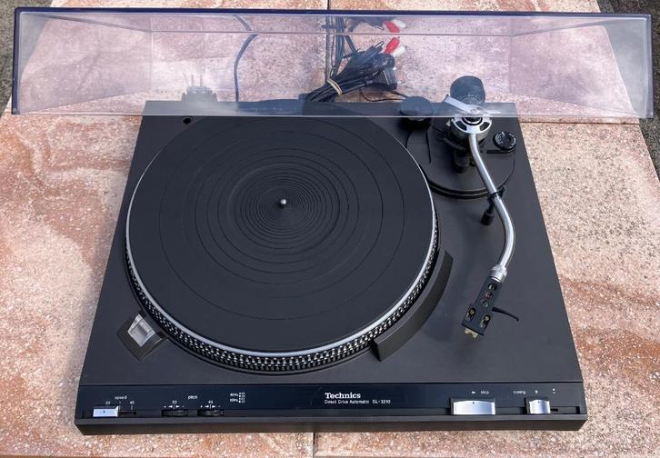 Technics SL-3210, Audio, Tv en Foto, Platenspelers, Zo goed als nieuw, Platenspeler, Technics, Pitch-regelaar, Ophalen of Verzenden
