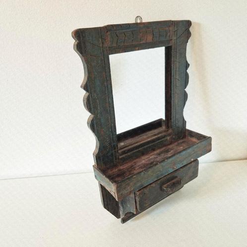 Oud houten spiegel kastje wandspiegel met lade, Antiek en Kunst, Antiek | Spiegels, Minder dan 50 cm, Minder dan 100 cm, Rechthoekig