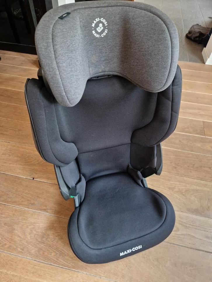 Maxi-Cosi Kore I-Size (Nette Autostoel met hoes), Kinderen en Baby's, Autostoeltjes, Zo goed als nieuw, Maxi-Cosi, 15 t/m 36 kg