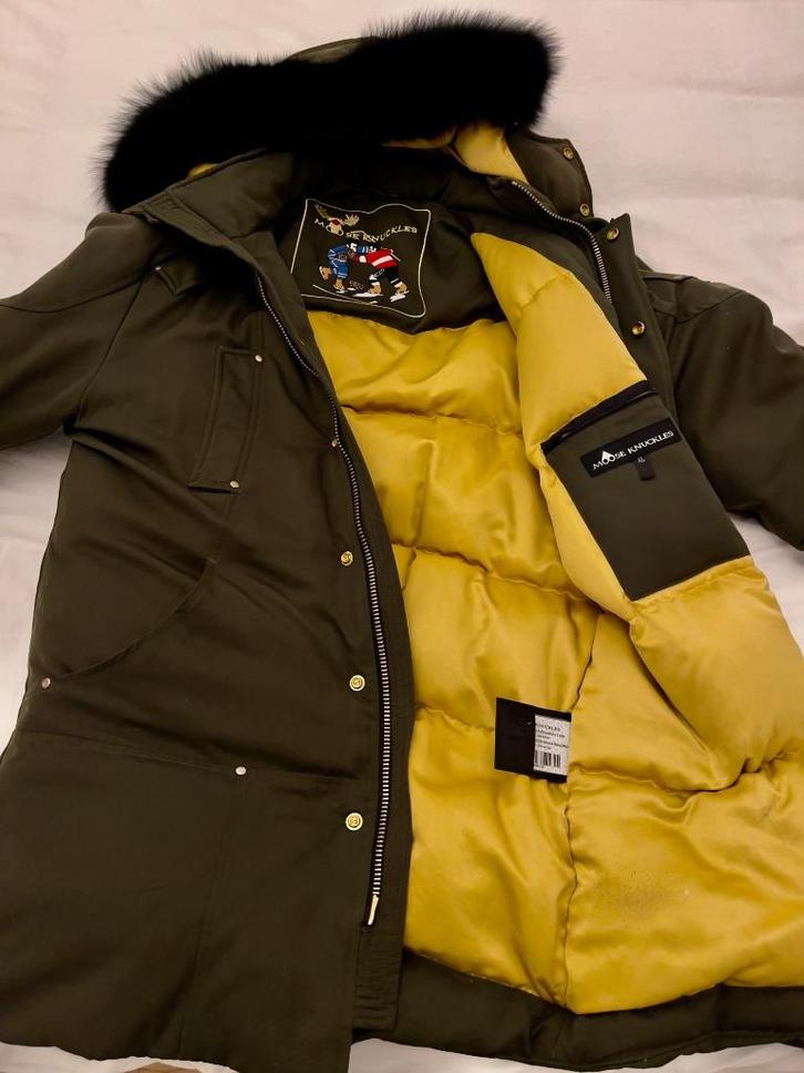 Groene donsjas Moose Knuckles, Kleding | Heren, Jassen | Winter, Zo goed als nieuw, Maat 52/54 (L), Groen, Ophalen of Verzenden