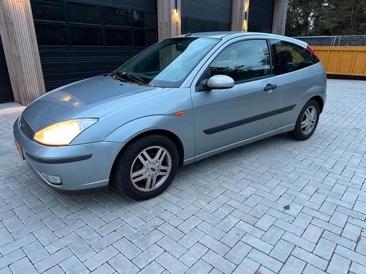 Ford Focus 1.6i 16V Cool Edition 2004 Apk Nieuw tot 10-2026, Auto's, Ford, Particulier, Focus, ABS, Adaptive Cruise Control, Airbags