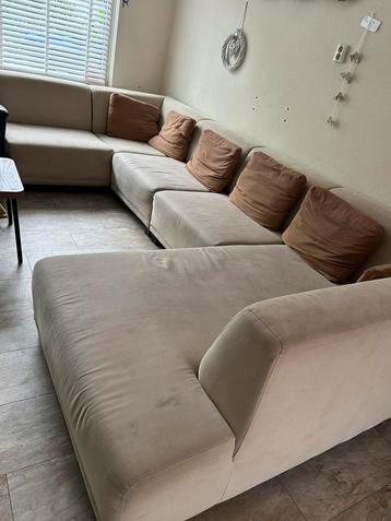 4 Zits met lounge