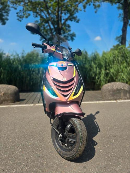 Piaggio zip sp e5 2023, Fietsen en Brommers, Scooters | Piaggio, Zo goed als nieuw, Zip, Ophalen