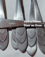 Bestek Voorschoten Door en Door gehamerd 3 relief delen, Ophalen of Verzenden, Gebruikt, Rvs of Chroom