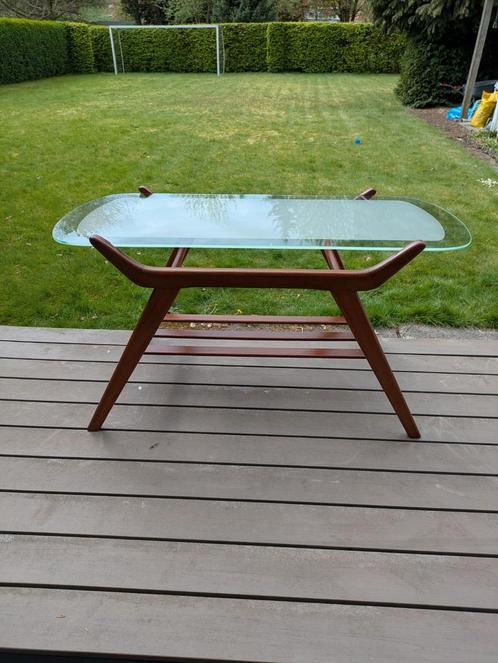 Mid-Century Moderne Glazen Salontafel – Scandinavisch Design, Huis en Inrichting, Tafels | Bijzettafels, Zo goed als nieuw, Rechthoekig