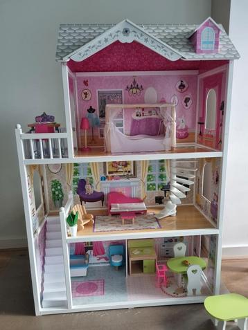 XL Bandits & Angels poppenhuis/barbiehuis beschikbaar voor biedingen
