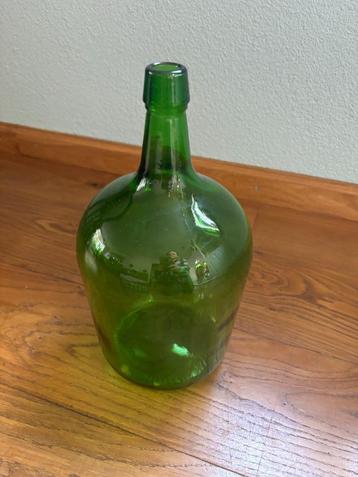 Vaas beschikbaar voor biedingen