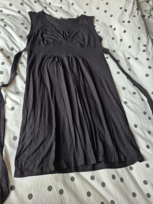Jurk Bijenkorf XL, Kleding | Dames, Jurken, Zo goed als nieuw, Maat 46/48 (XL) of groter, Zwart, Knielengte, Ophalen of Verzenden