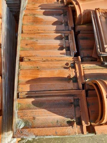 ca 700 dubbele mulden dakpannen beschikbaar voor biedingen