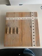 Houten Wandbord met Knijpers, Ophalen, Gebruikt