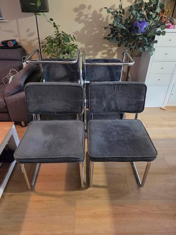 6 Grijze Ribstof Buisstoelen  beschikbaar voor biedingen