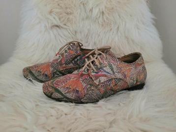 Think schoenen. Maat 37 beschikbaar voor biedingen