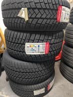 Nieuwe Vredestein Winterbanden 245/45 R20 en 285/40 R20, Ophalen, 245 mm, Nieuw, Winterbanden