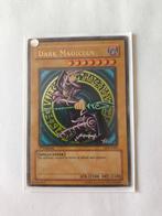 Yu-Gi-Oh dark magician, Hobby en Vrije tijd, Verzamelkaartspellen | Yu-gi-Oh!, Ophalen of Verzenden, Zo goed als nieuw, Losse kaart