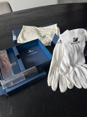 Swarovski Poets Set - Reinigingsset beschikbaar voor biedingen