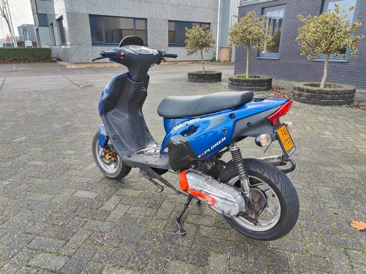 Generic Cracker 70cc, zeer snel!, Fietsen en Brommers, Scooters | Overige merken, Gebruikt, Maximaal 45 km/u, Benzine, Ophalen