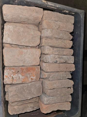 IJSELSTEENTJES 65 STUKS beschikbaar voor biedingen