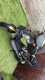Suzuki scooter 70 cc crossbrommer snel!!!, Ophalen, Zo goed als nieuw, 70 cc, Suzuki