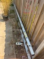 Ladder 470cm, Ophalen, Zo goed als nieuw, Ladder, 4 meter of meer
