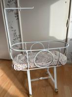 Antiek poppenwiegje, Ophalen