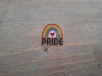 1 mooie regenboog te tekst met de tekst PRIDE te koop beschikbaar voor biedingen