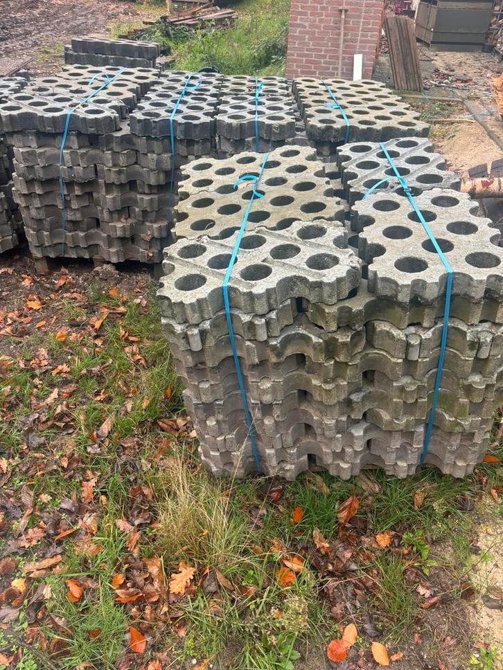 Kunstof graskeinen, Tuin en Terras, Tegels en Klinkers, Zo goed als nieuw, Overige typen, Kunststof, Ophalen of Verzenden