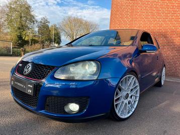 Vw Golf 2.0 TFSI GTI DSG/ 200PK/ 19" Roti/ Clima/ Navi/ SHOW beschikbaar voor biedingen